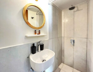 Bathroom of Thalassa Room